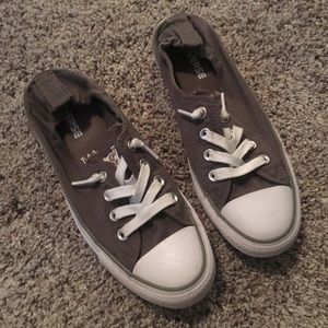 Women’s grey converse shoes
